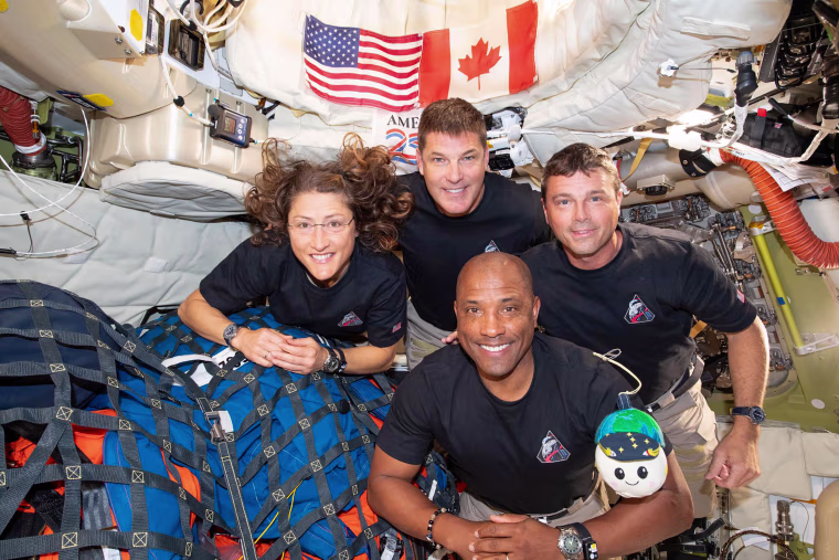 artemis crew