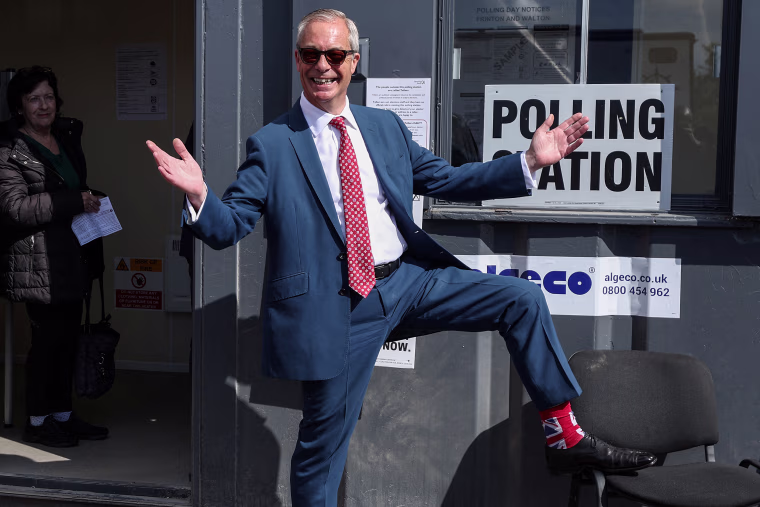TOPSHOT-BRITAIN-POLITICS-VOTE