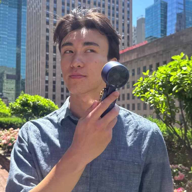 Cooling off with the Bearwind Portable Handheld Turbo Fan.