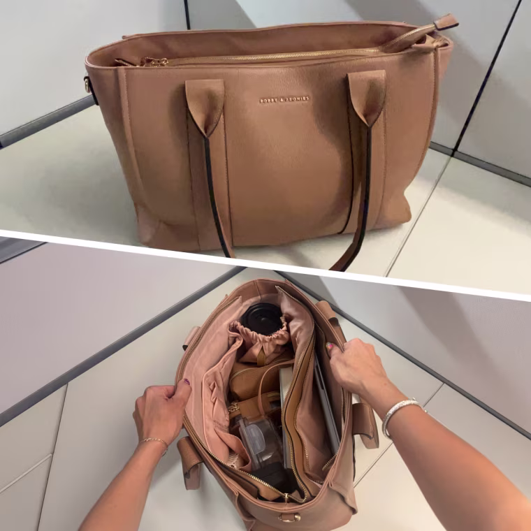 All the things I can carry inside my Poppy and Peonies Multitasker bag.
