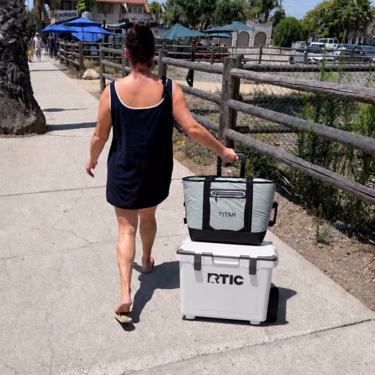 Testing the RTIC and Titan by Arctic Zone coolers on a day out.