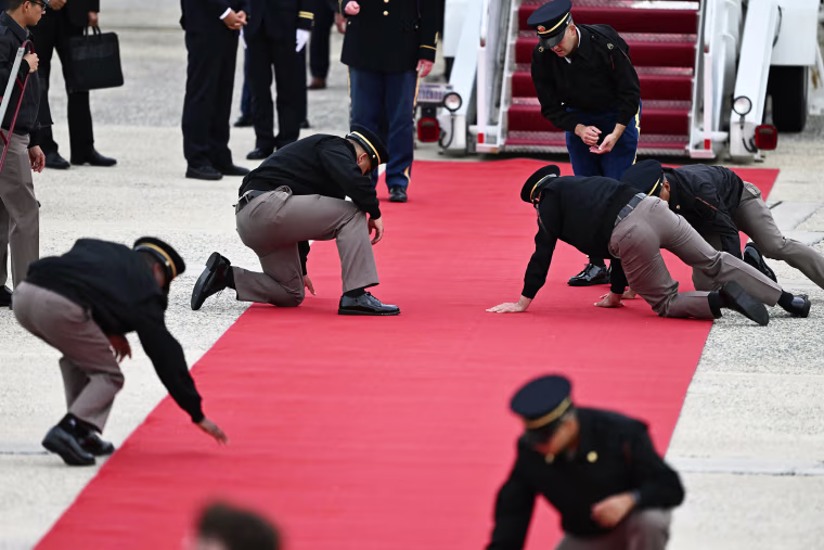 TOPSHOT-US-CHINA-DIPLOMACY-TRUMP-XI