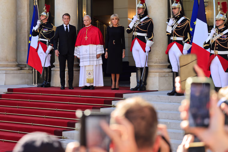 FRANCE-VATICAN-RELIGION-POPE