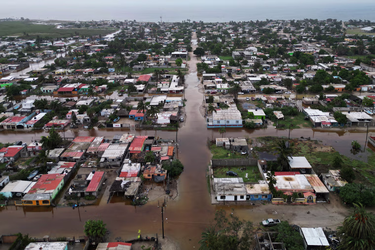 TOPSHOT-MEXICO-CLIMATE-WEATHER-HURRICANE-POLO-AFTERMATH