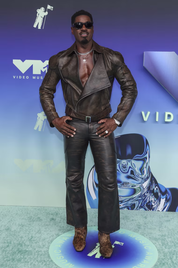 Террелл Картер присутствует на церемонии вручения наград MTV Video Music Awards (VMA) 2026 года, которая транслируется в прямом эфире из театра Павлин в воскресенье, 27 сентября 2026 года.