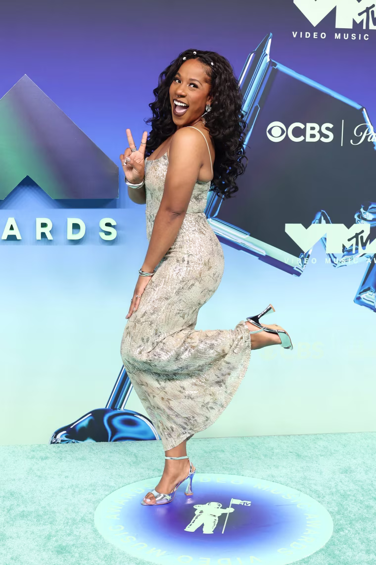 Тиффани Николь Ирвин присутствует на церемонии вручения наград MTV Video Music Awards 2026 (VMA), которая проходит в театре Peacock 27 сентября 2026 года в Лос-Анджелесе, Калифорния. 