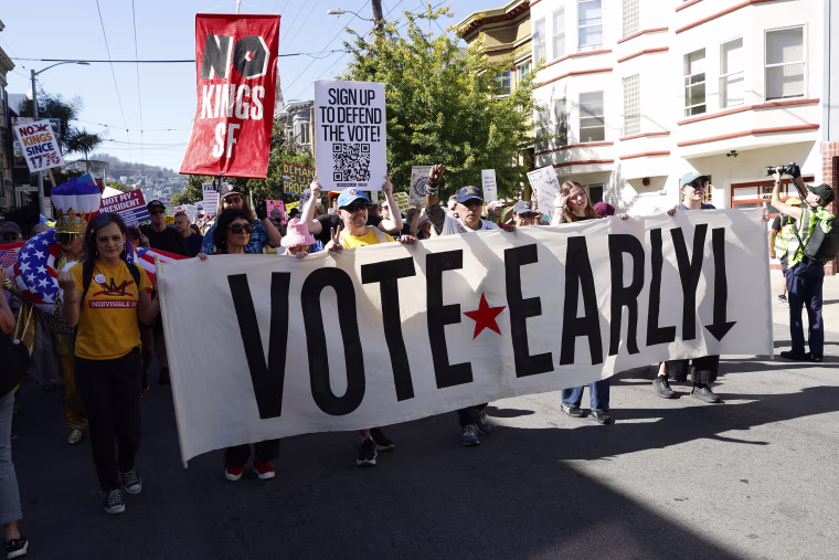 Image: San Francisco Residents Join A "No Kings: Vote Early" Event As Part Of A Nationwide Day Of Nonpartisan Voter Participation