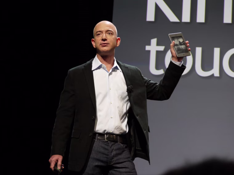 Amazon CEO Jeff Bezos introduces Kindle Touch.