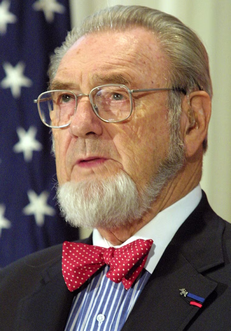 Former U.S. Surgeon General C. Everett Koop speaks during a press conference on November 27, 2001 in Washington, DC.
