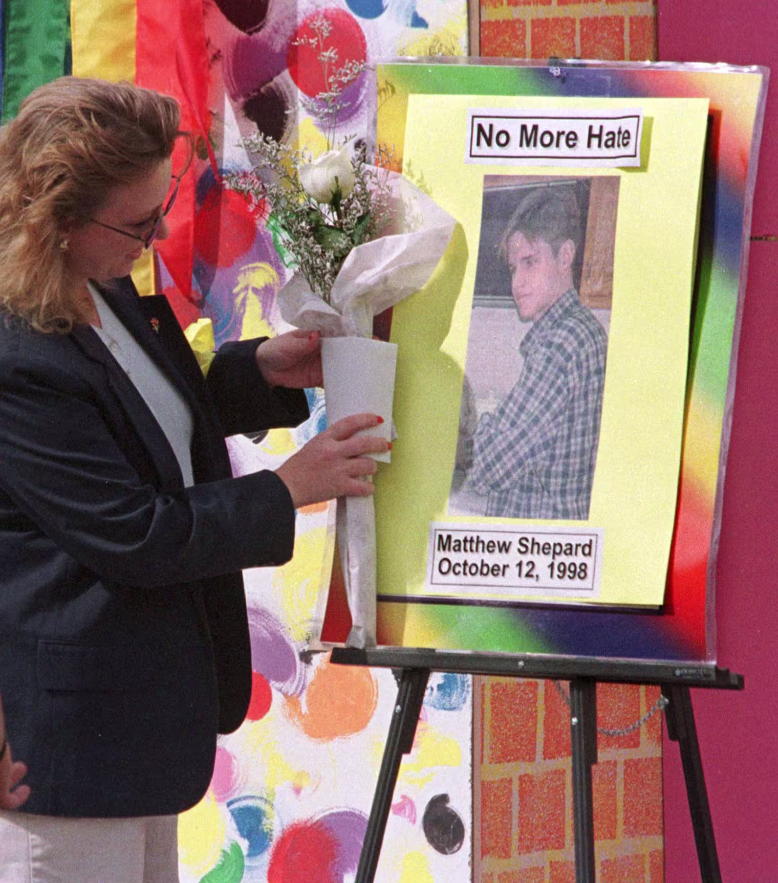 181011-matthew-shepard-memorial-1998-ew-1134a.jpg