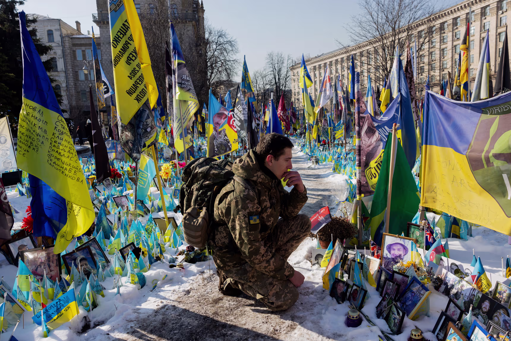 250224-ukraine-mb-1122-6582d0.jpg