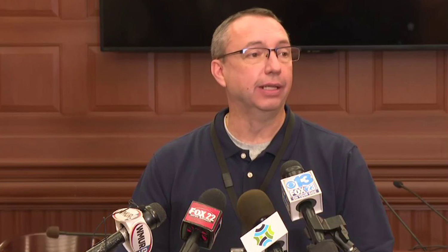 Authorities update on Lewiston, Maine, shooting, name person of