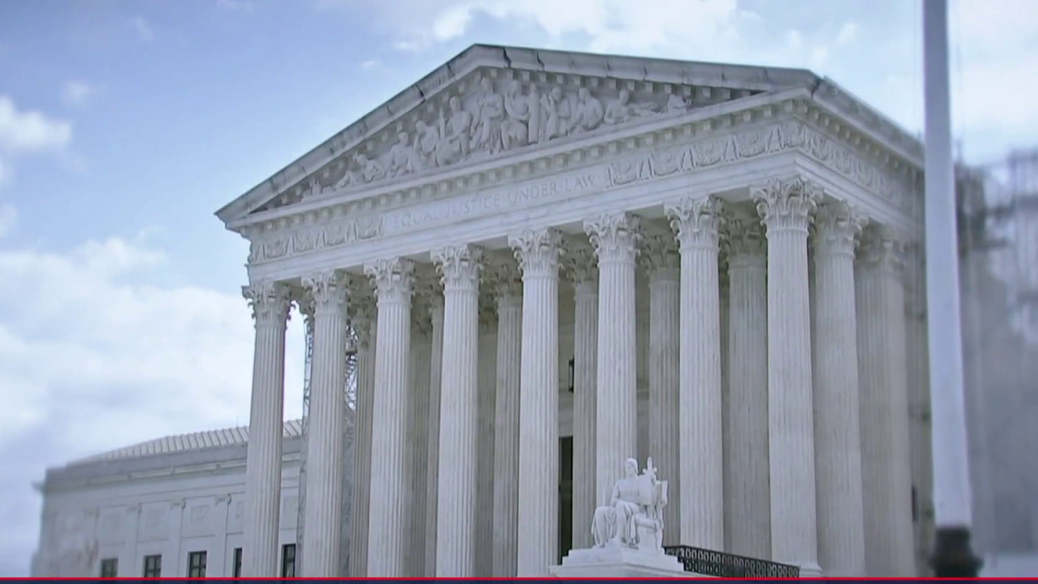 Supreme Court hears arguments in Trump immunity case