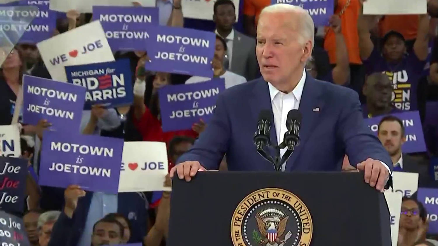 Biden calls out conservative Project 2025 at campaign rally