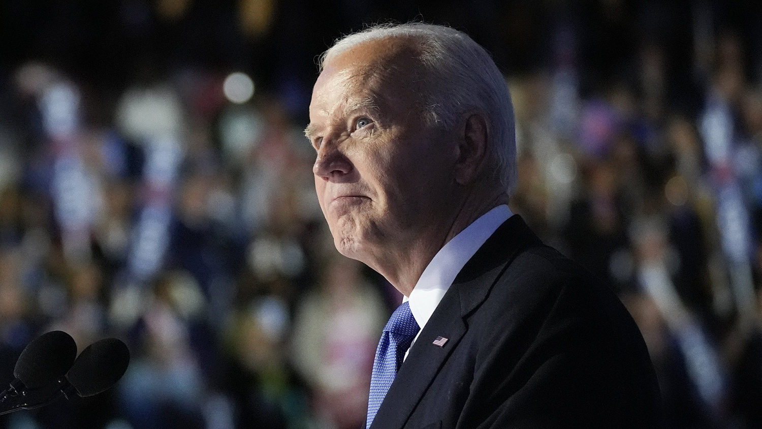 Biden receives moving ovation at DNC, delivers emotional address