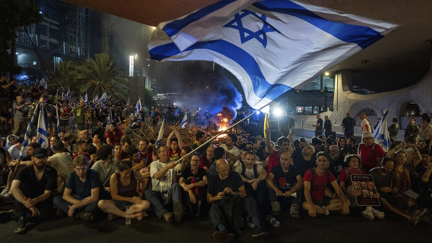 Israel erupts in protest after deaths of 6 more hostages