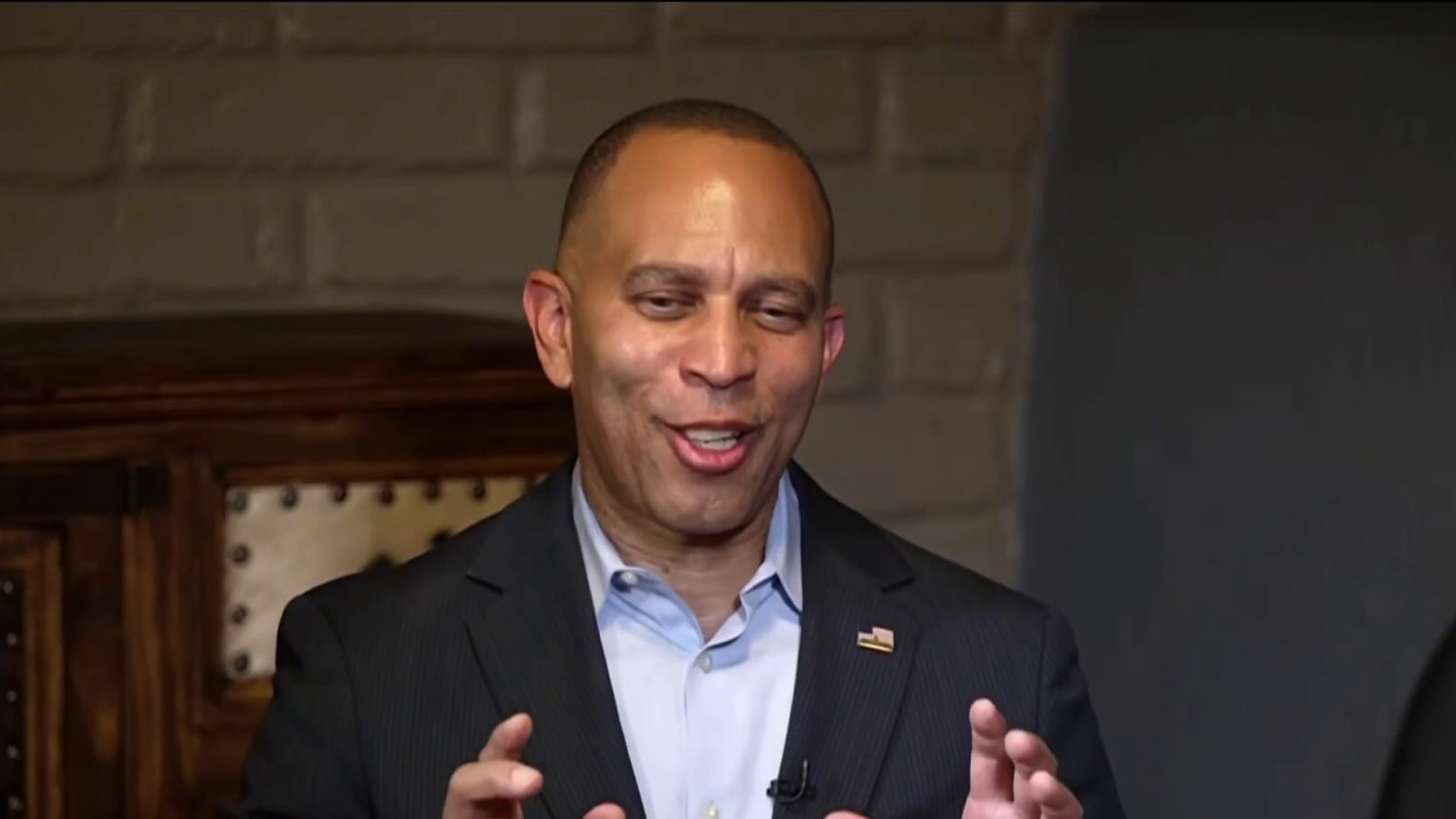 Hakeem Jeffries says it's important to 'keep our foot on the gas pedal' for Democrats to flip House