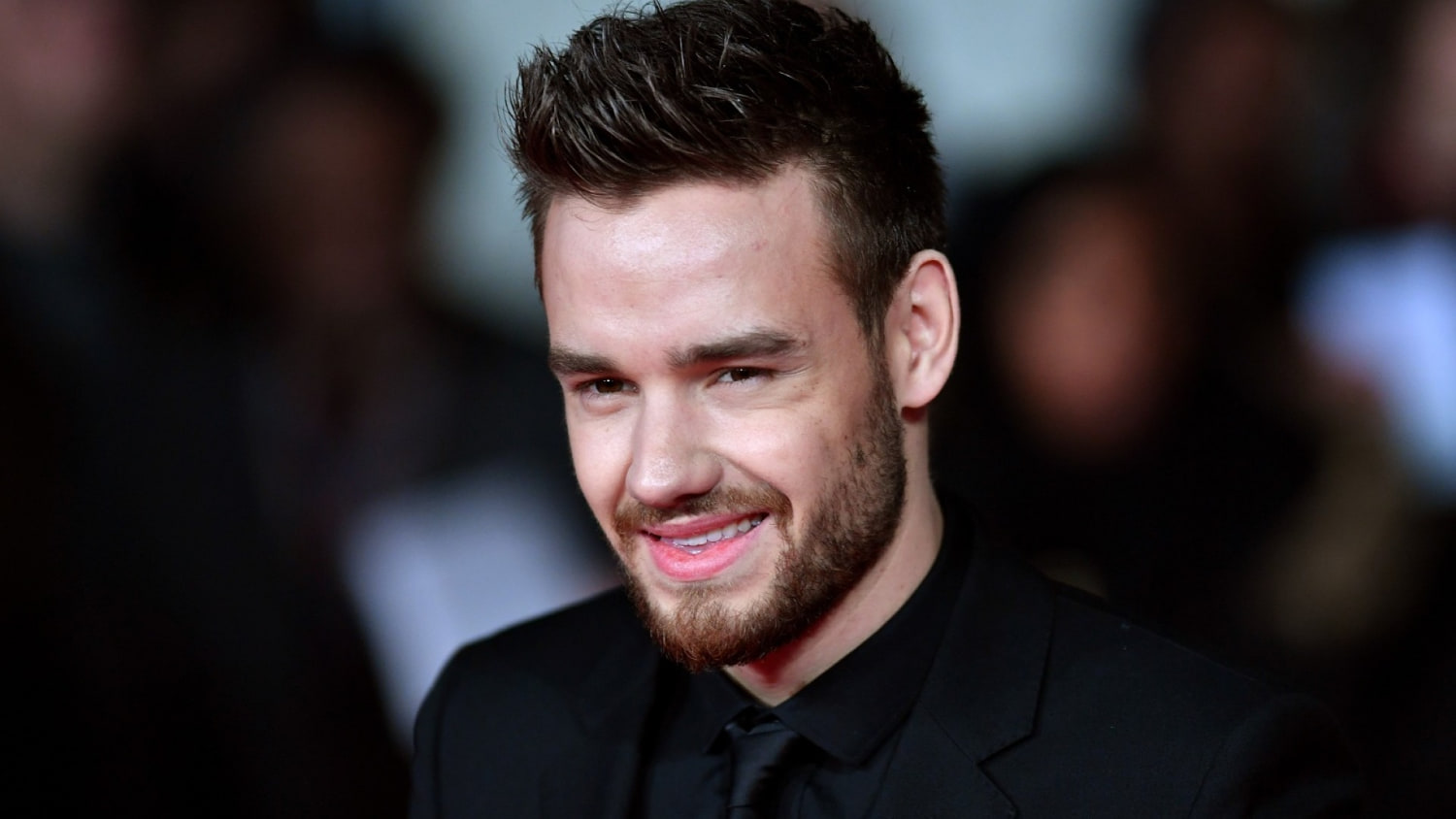 Fans around the world mourn the death of Liam Payne