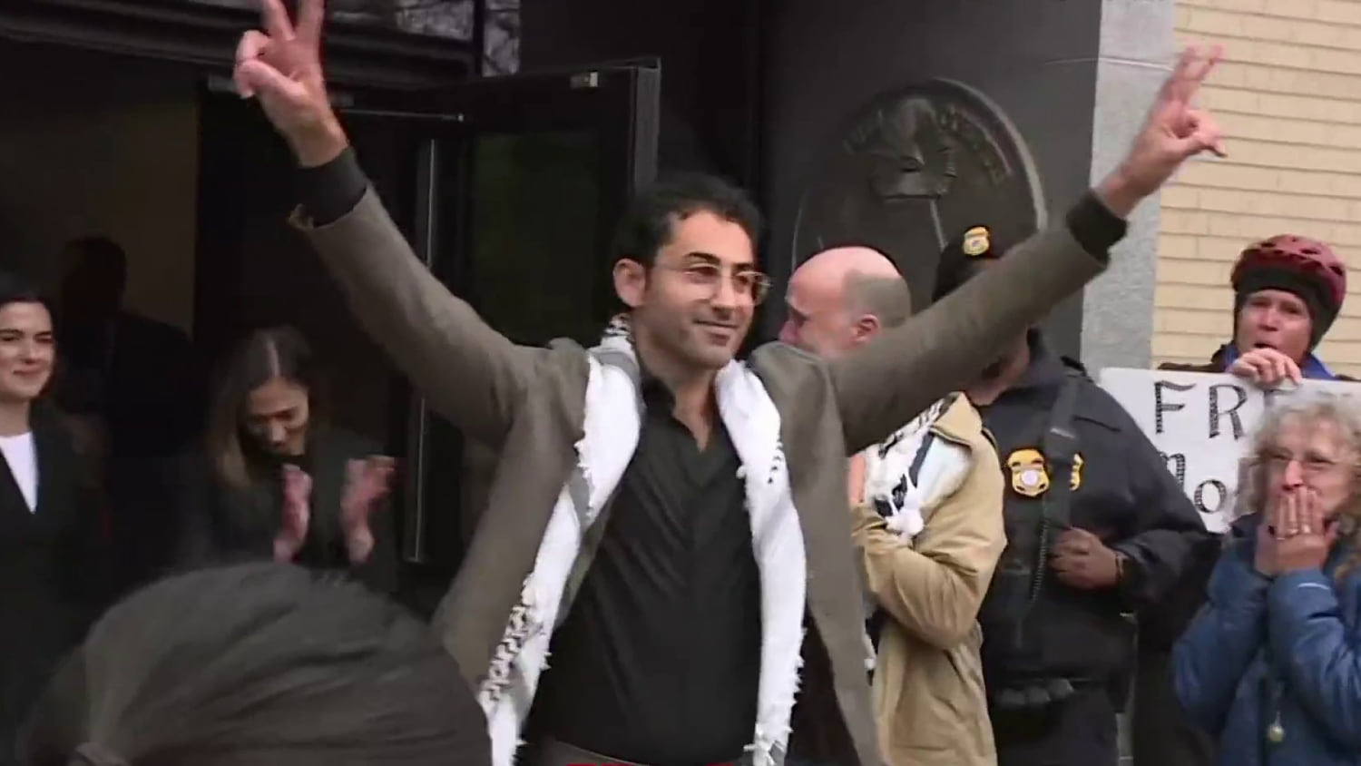 Judge orders release of Columbia student Mohsen Mahdawi