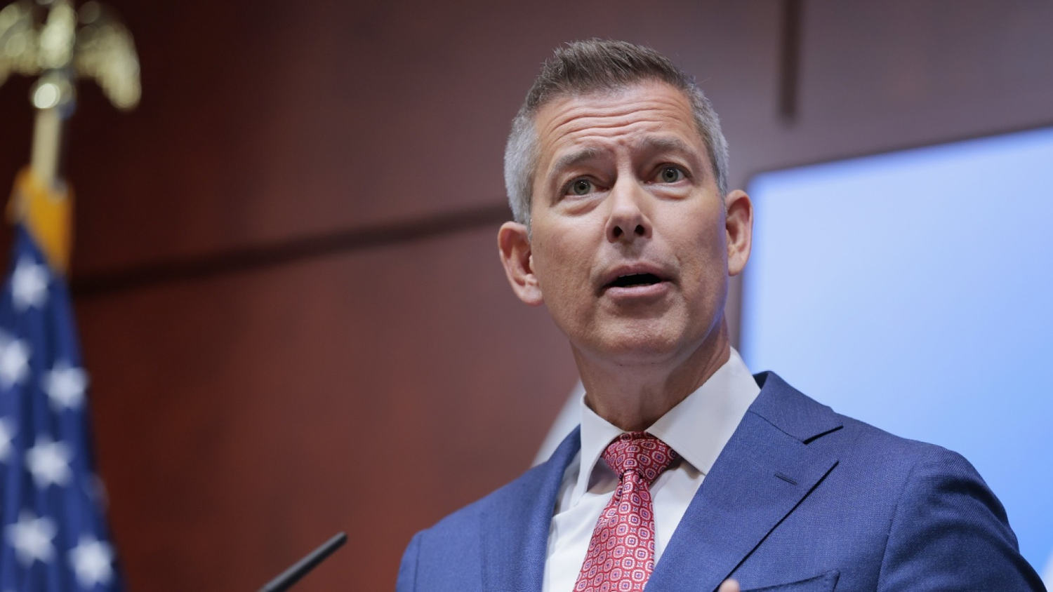 Transportation Secy. Duffy says FAA will ‘fully fast-track’ airport fixes