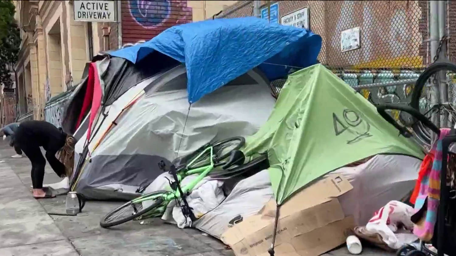 Newsom calls for homeless camps to be cleared across California