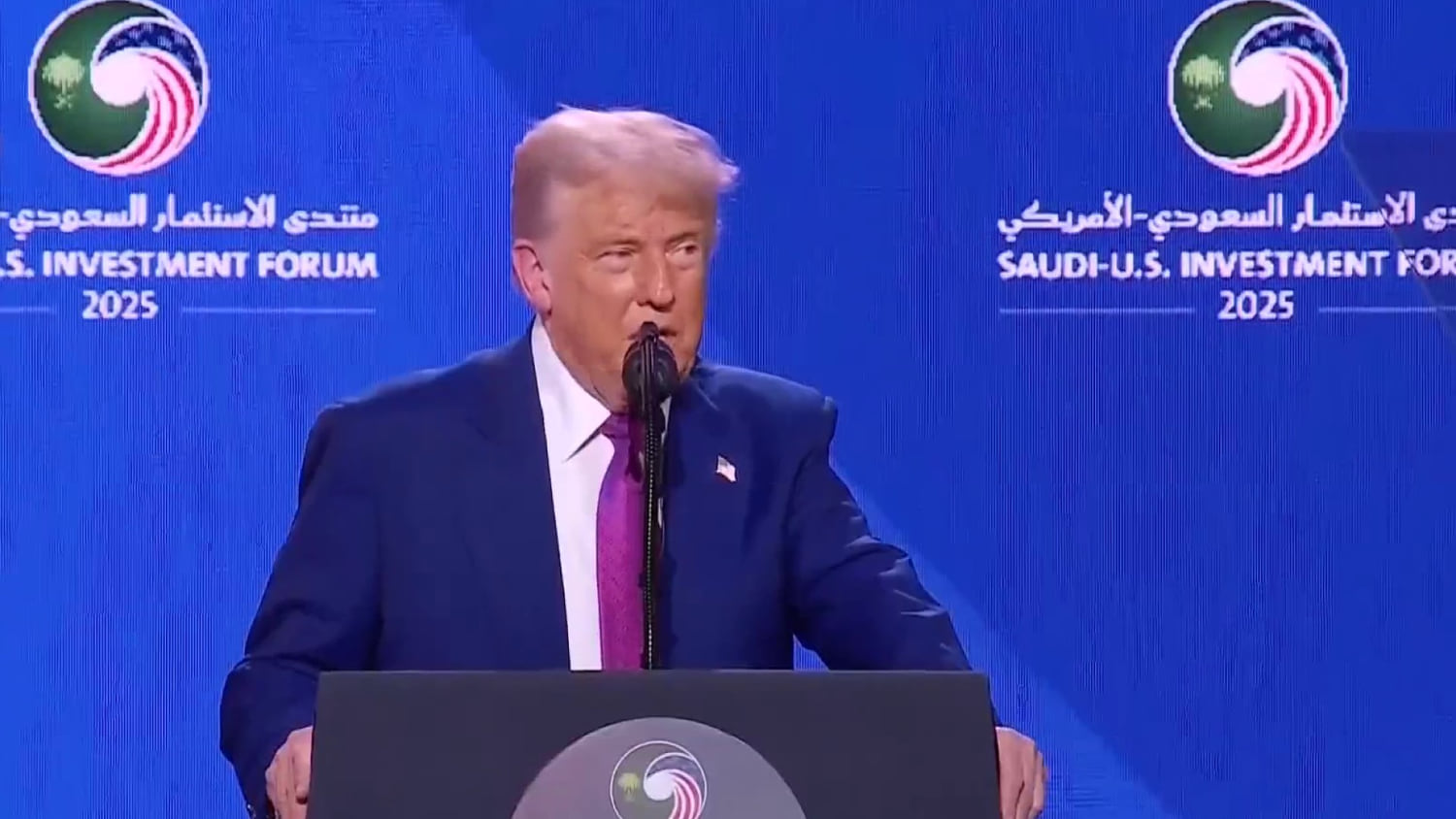 Trump announces end to Syrian sanctions