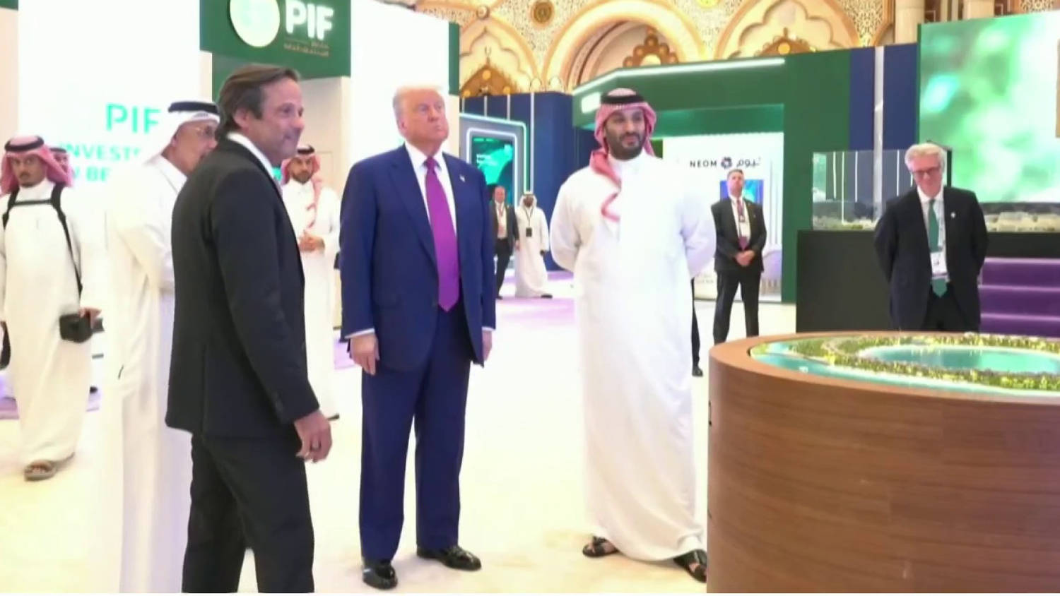 Trump kicks off Middle East trip with visit to Saudi Arabia
