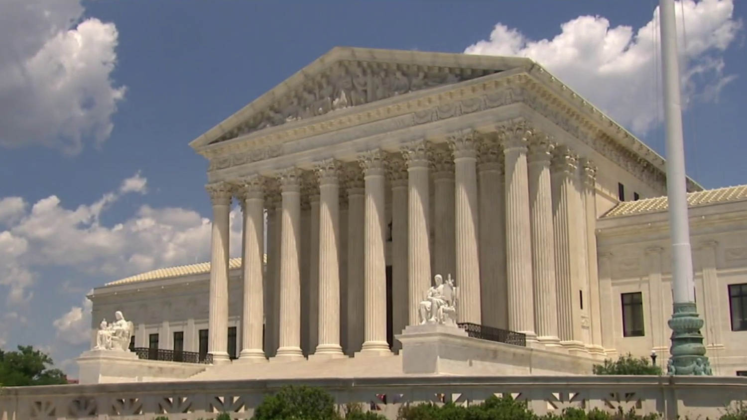 Supreme Court: Detainees entitled to more notice before deportation