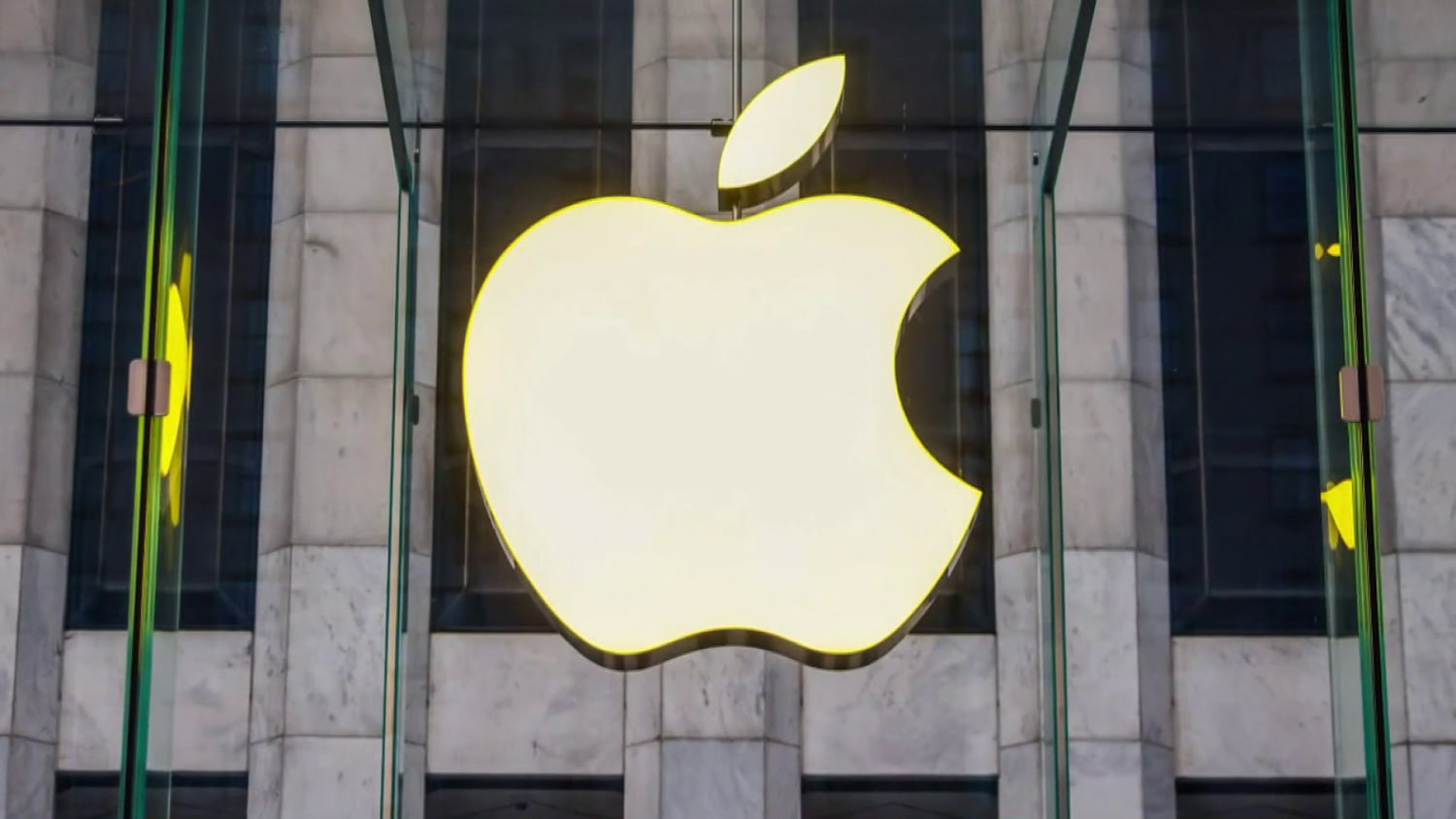 Trump threatens new tariffs on iPhones
