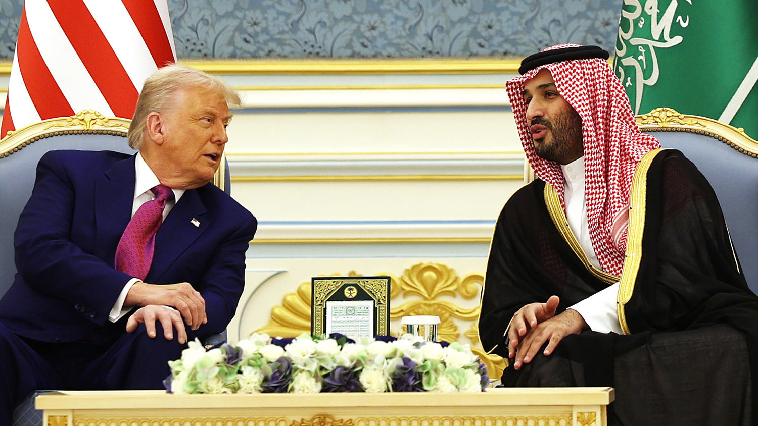 Trump attends lavish welcome ceremony at Saudi Royal Court