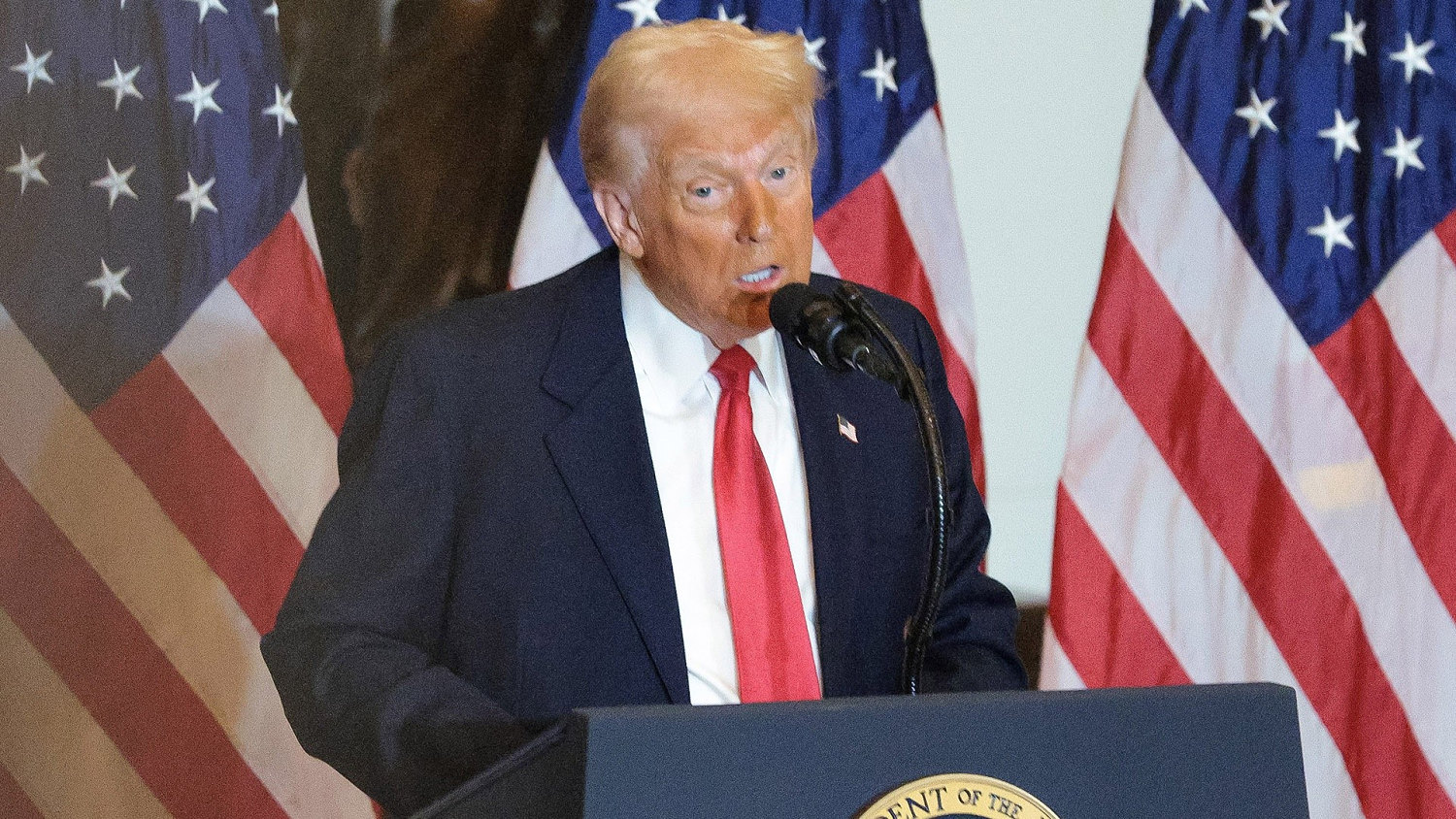 Trump delays imposing tariffs on Mexico for 90 days