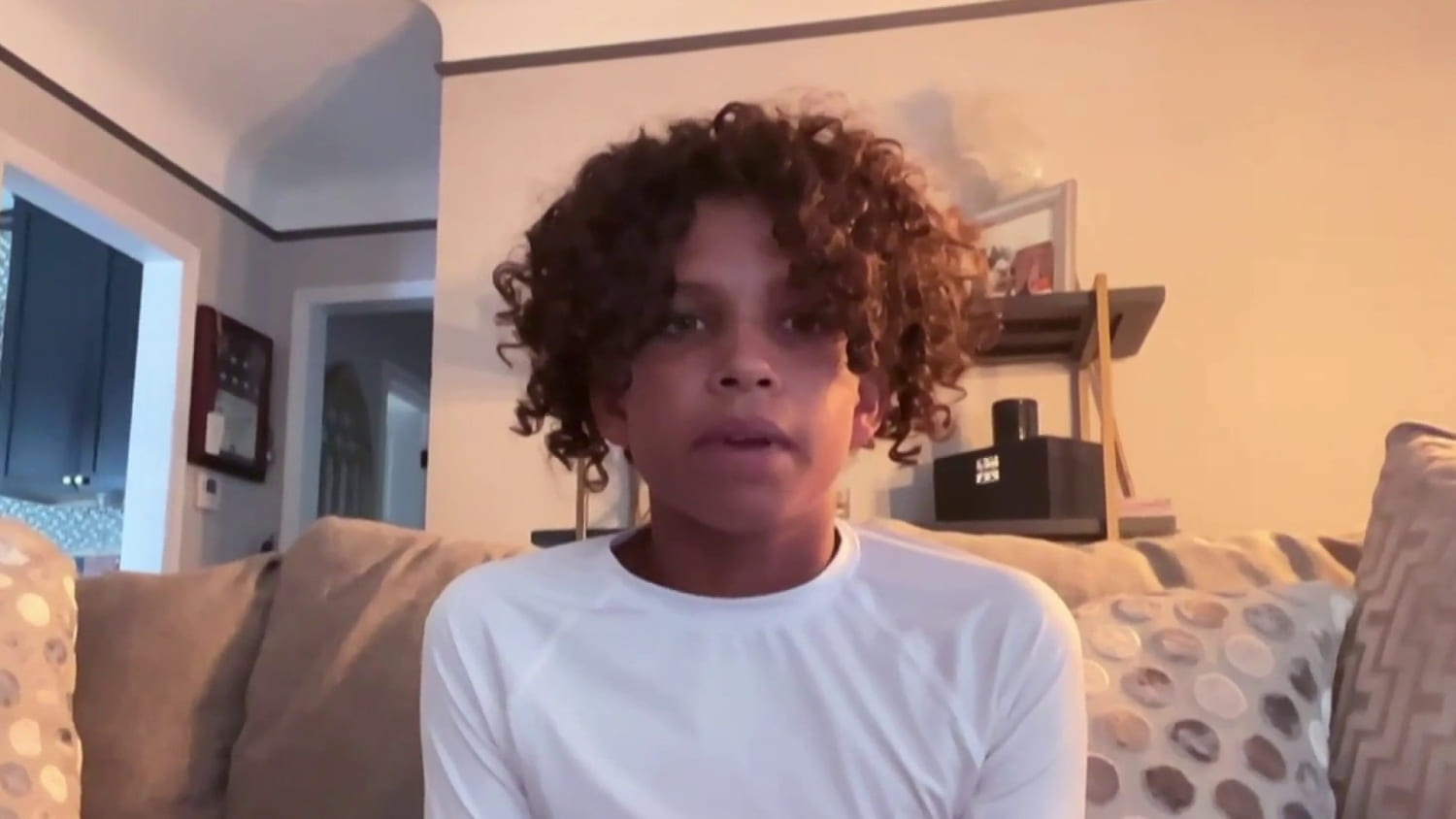 Student describes comforting friends during Minneapolis shooting