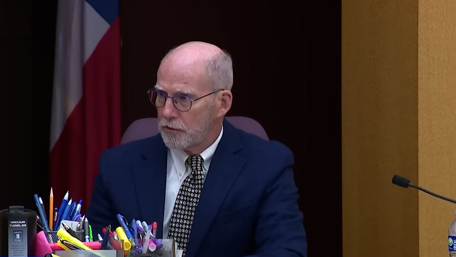 Judge misreads guilty verdict before correction in Fulton County courtroom