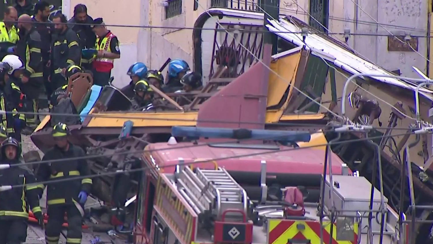 At least 15 people dead after streetcar derails in Lisbon