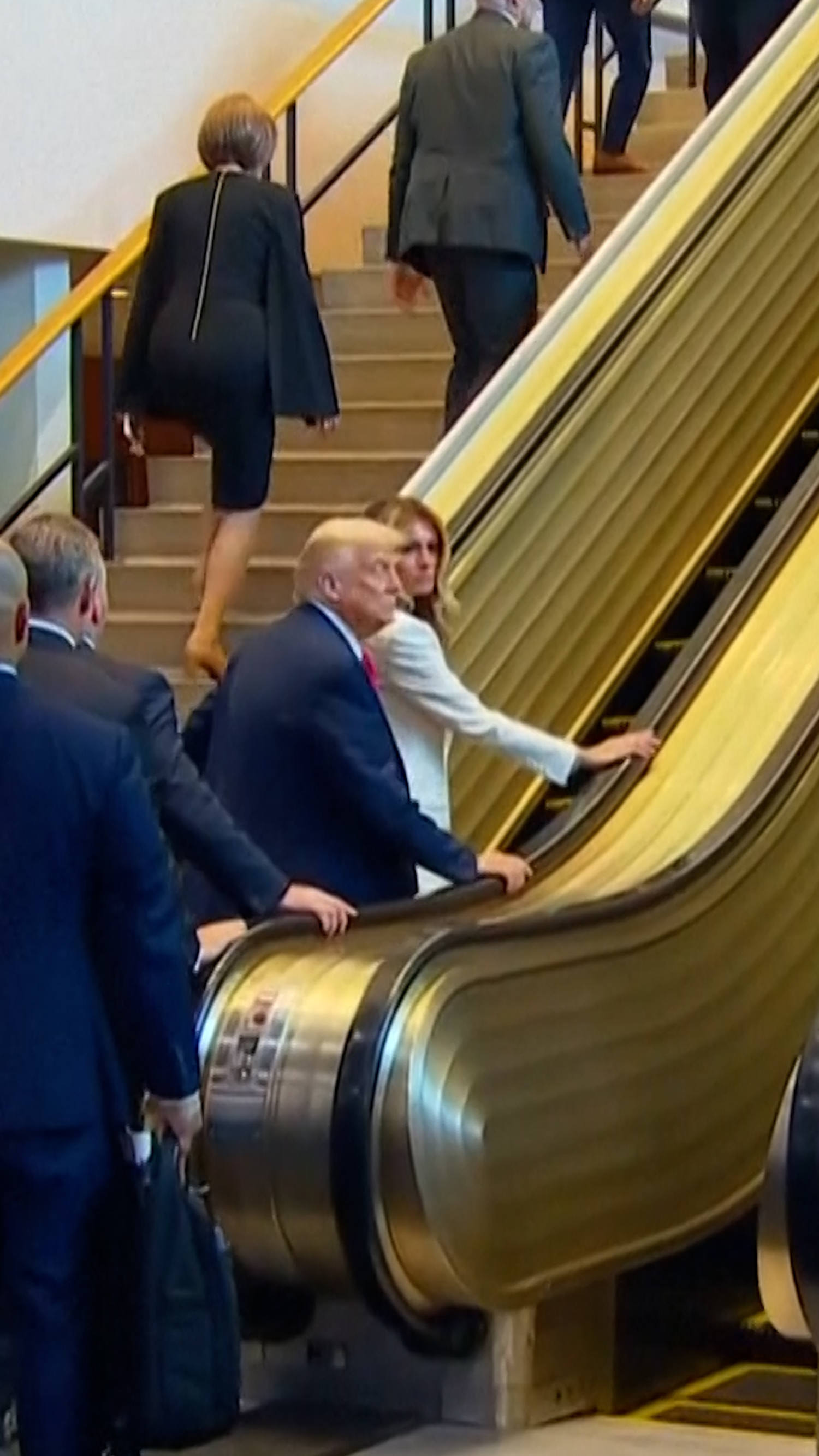 Video captures Trump's escalator mishap at U.N.