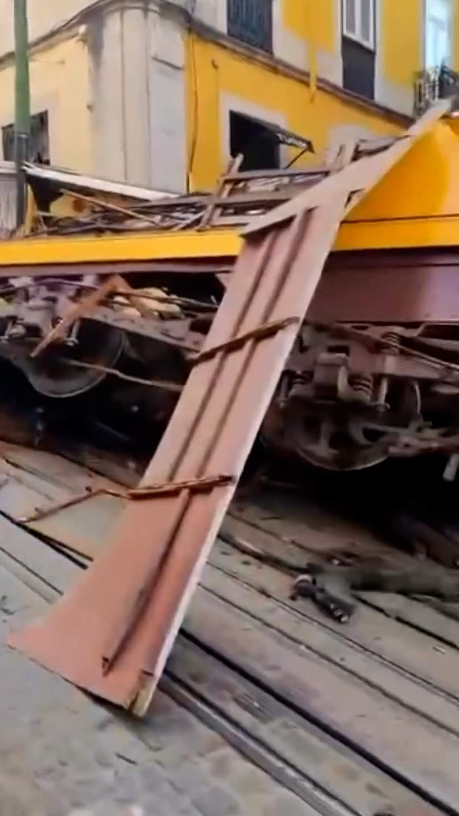 At least 16 killed in Lisbon funicular railway crash