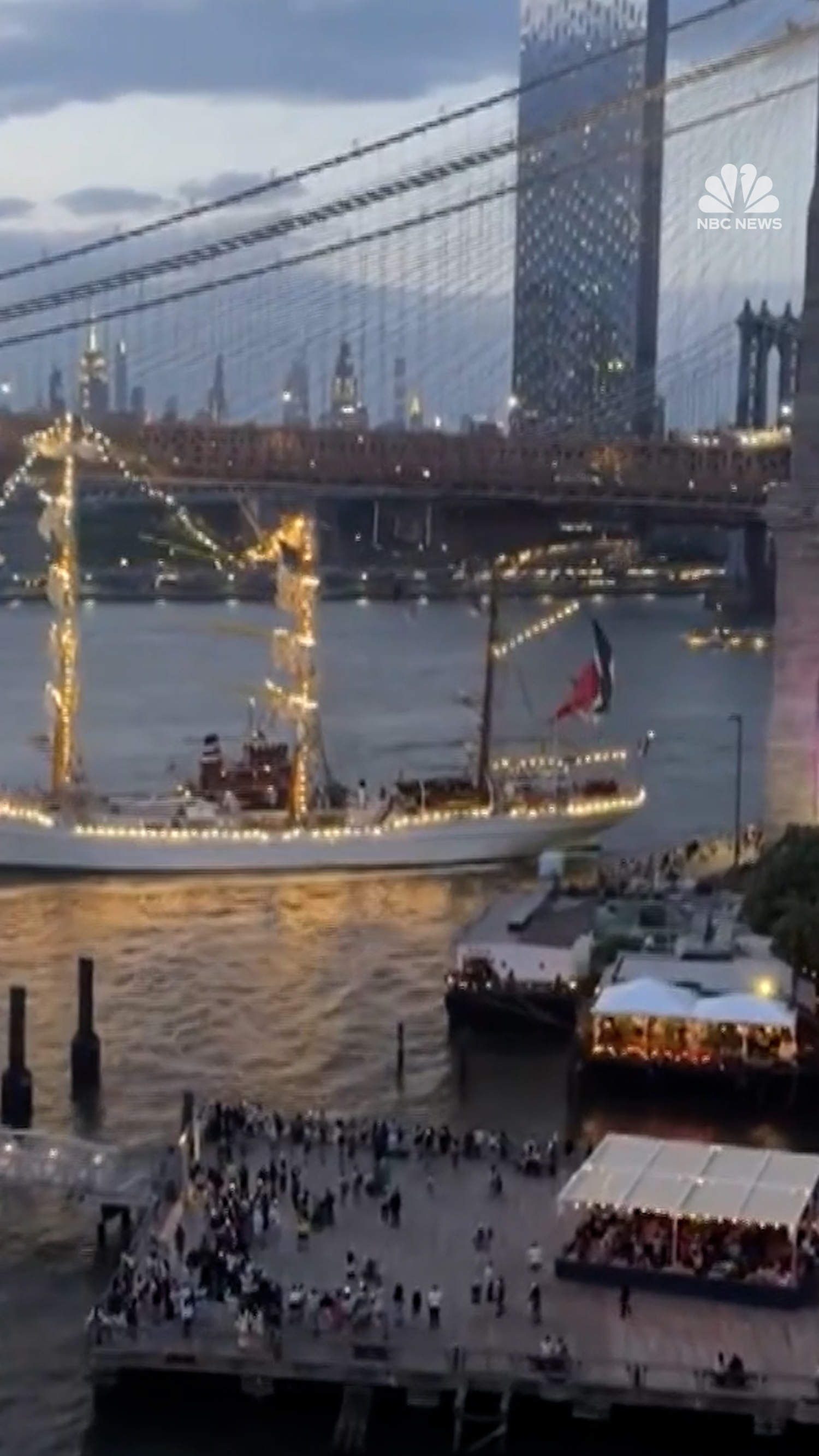 Mexican Navy ship reopens after Brooklyn Bridge accident