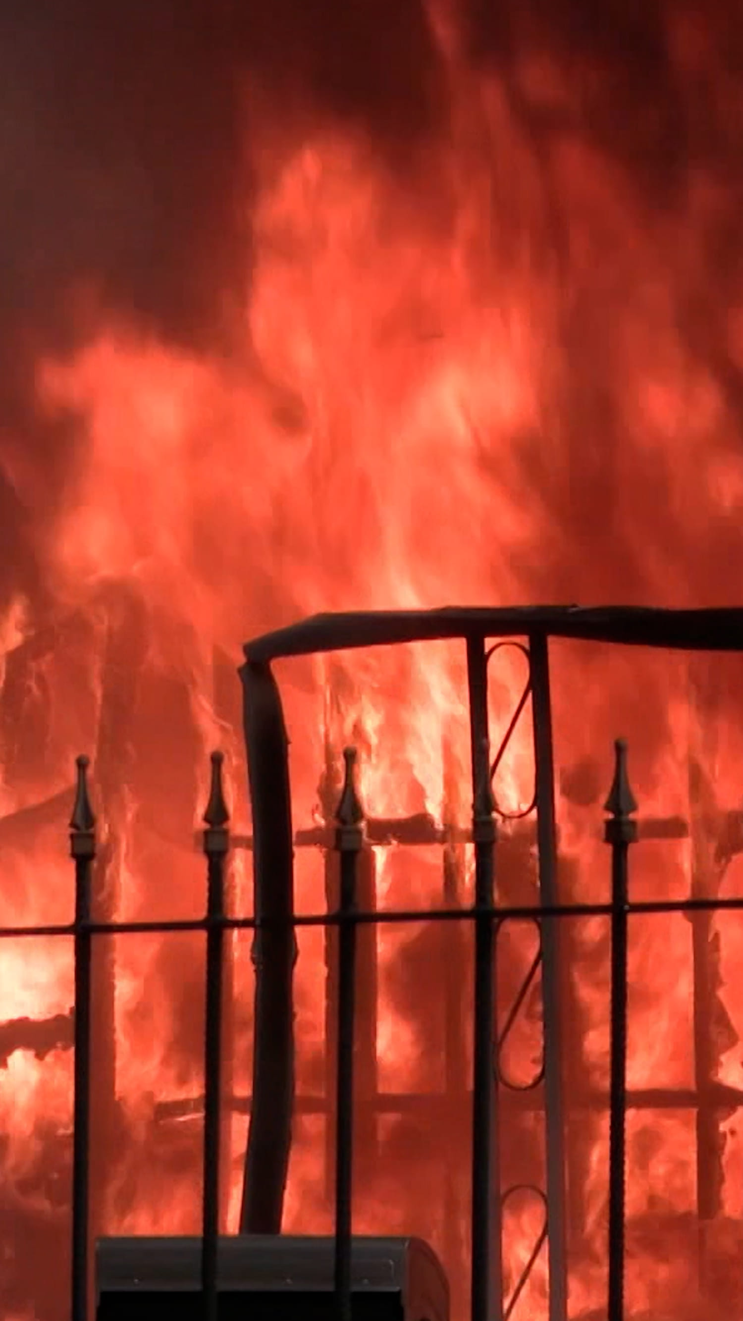 Wildfire damaged historic California Gold Rush town