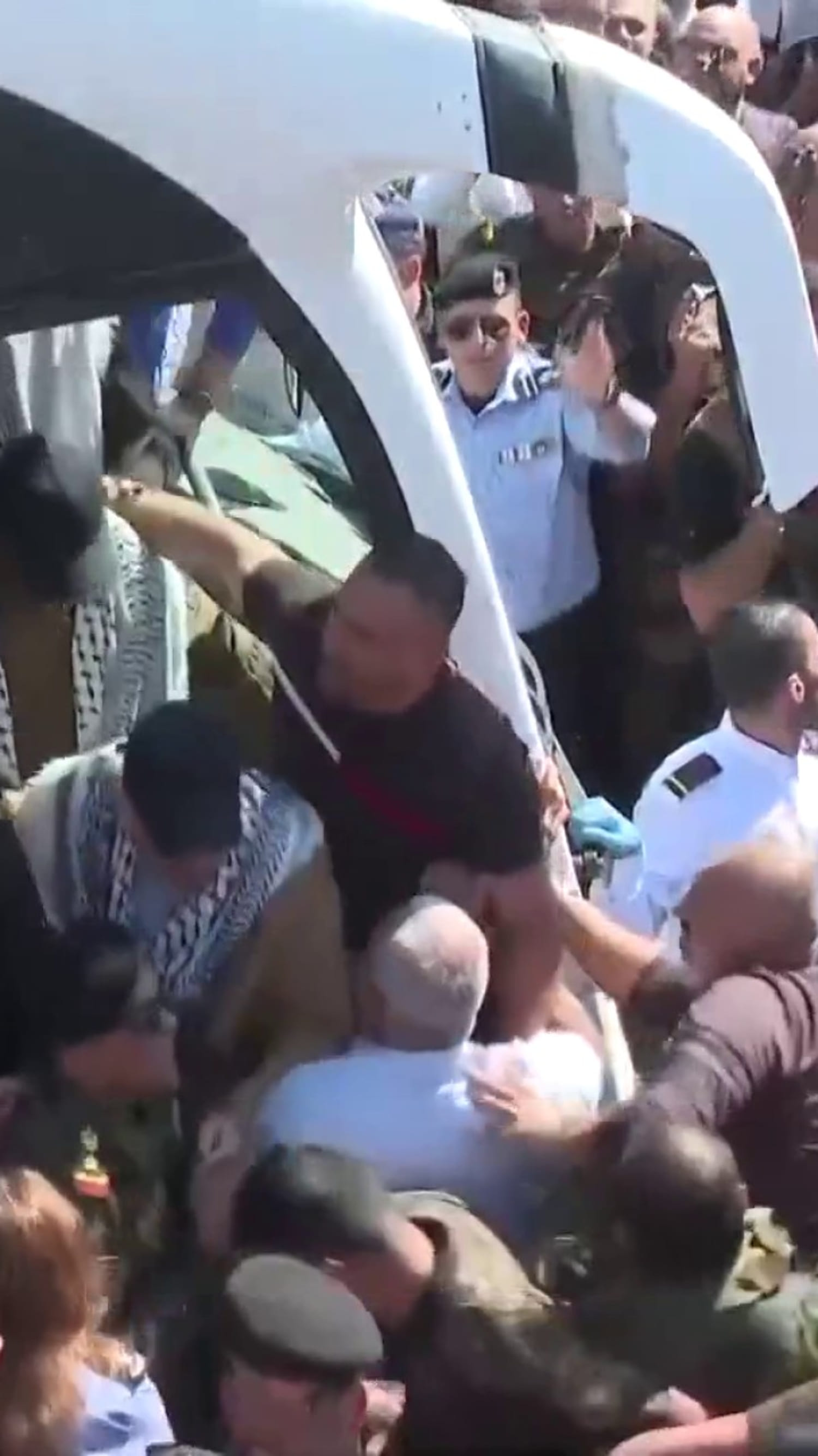 Palestinian prisoners released as part of ceasefire deal