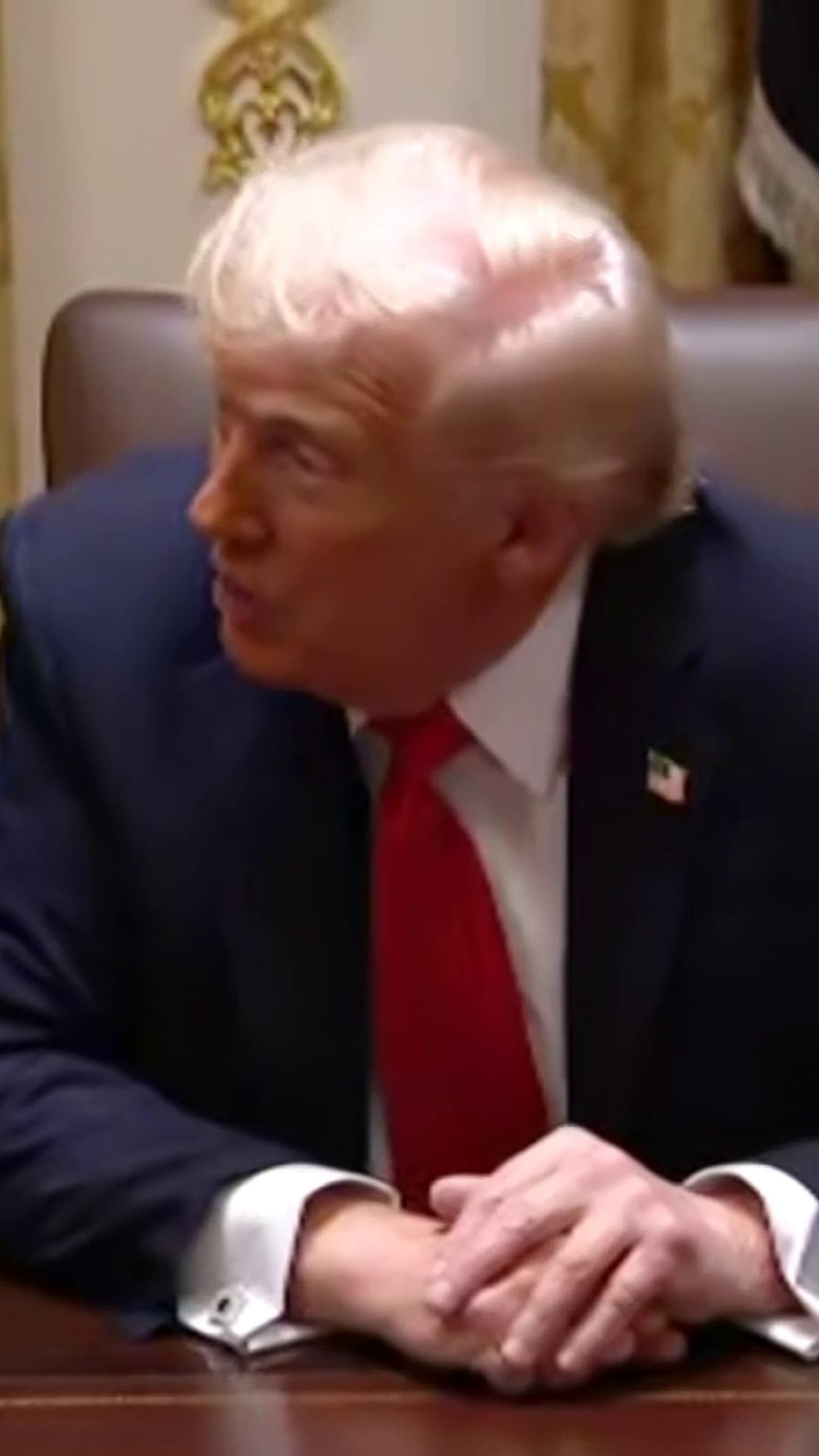 Trump warns Hamas against violating ceasefire