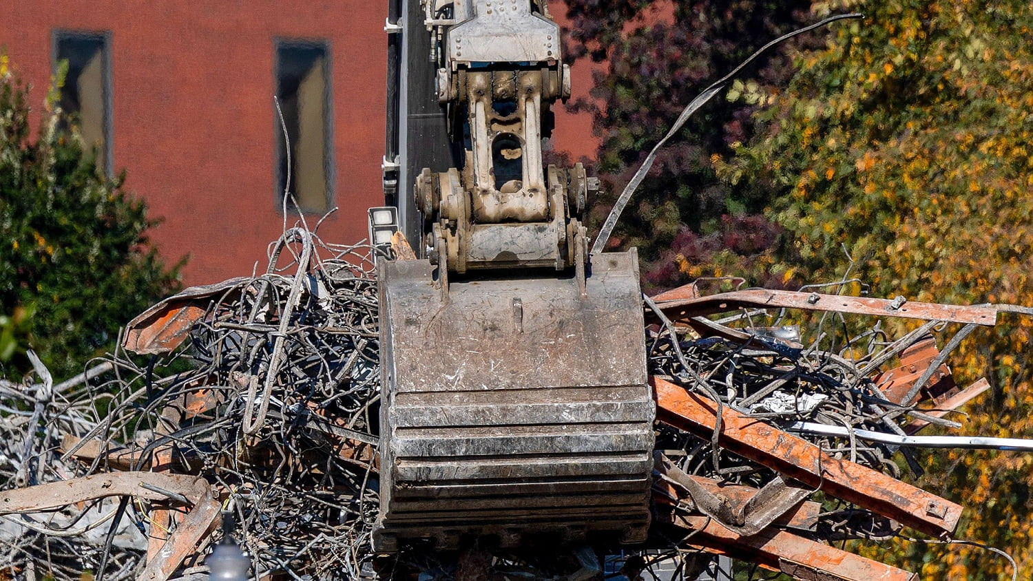 White House East Wing Demolished for Trump's Ballroom