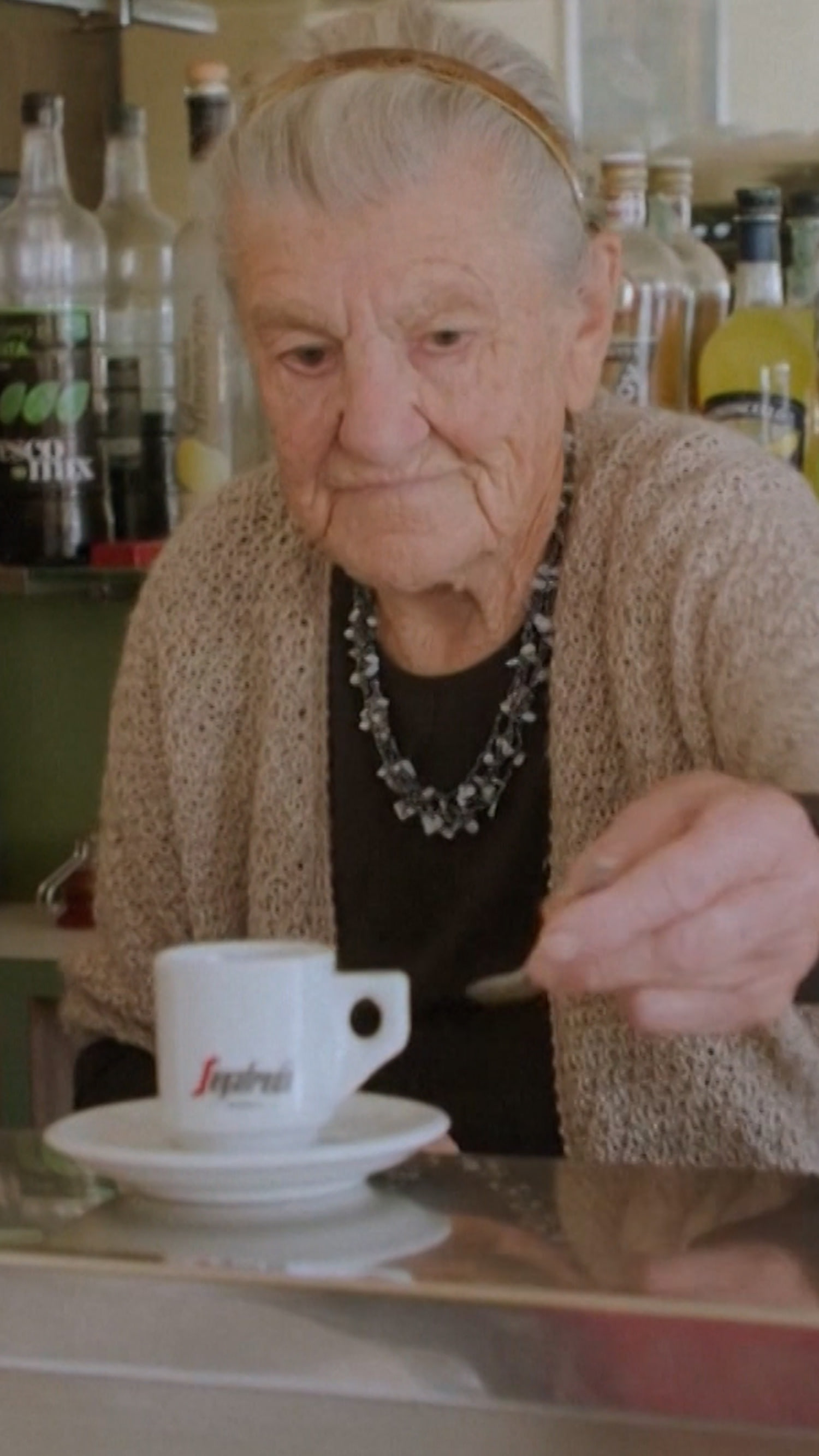 Italy’s oldest bartender still serving drinks at 100