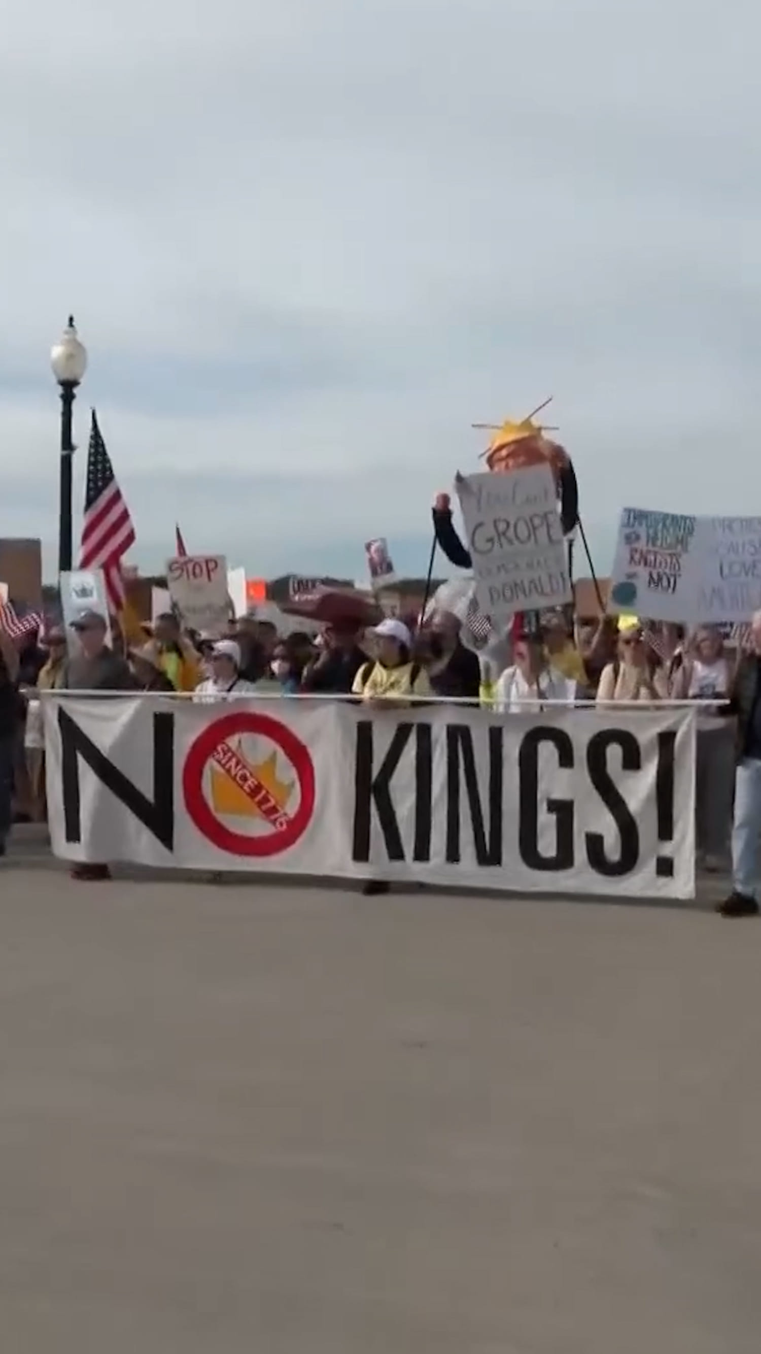 'No Kings' protest kicks off in Washington