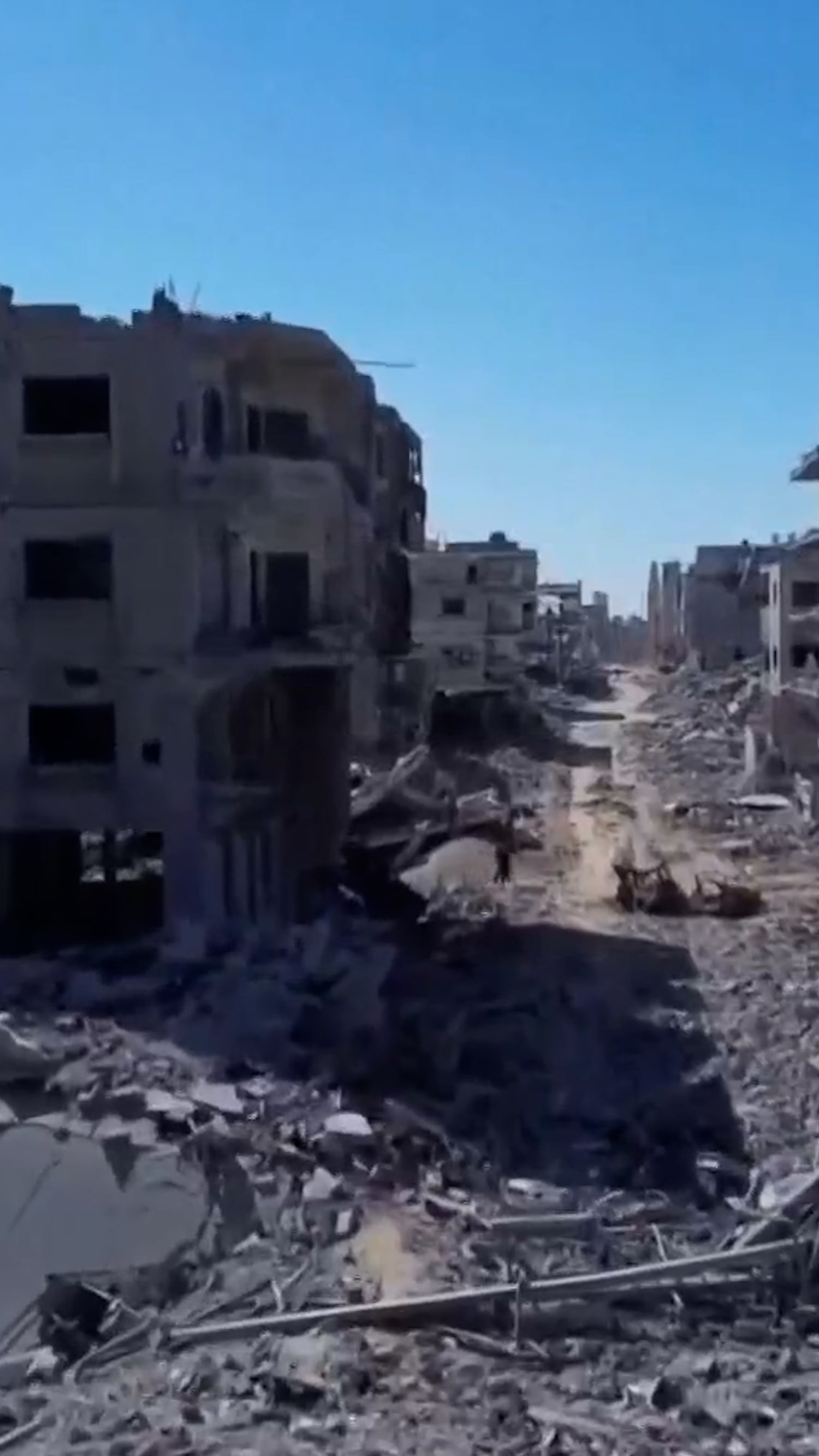 Israel and Hamas peace deal holds amid concern