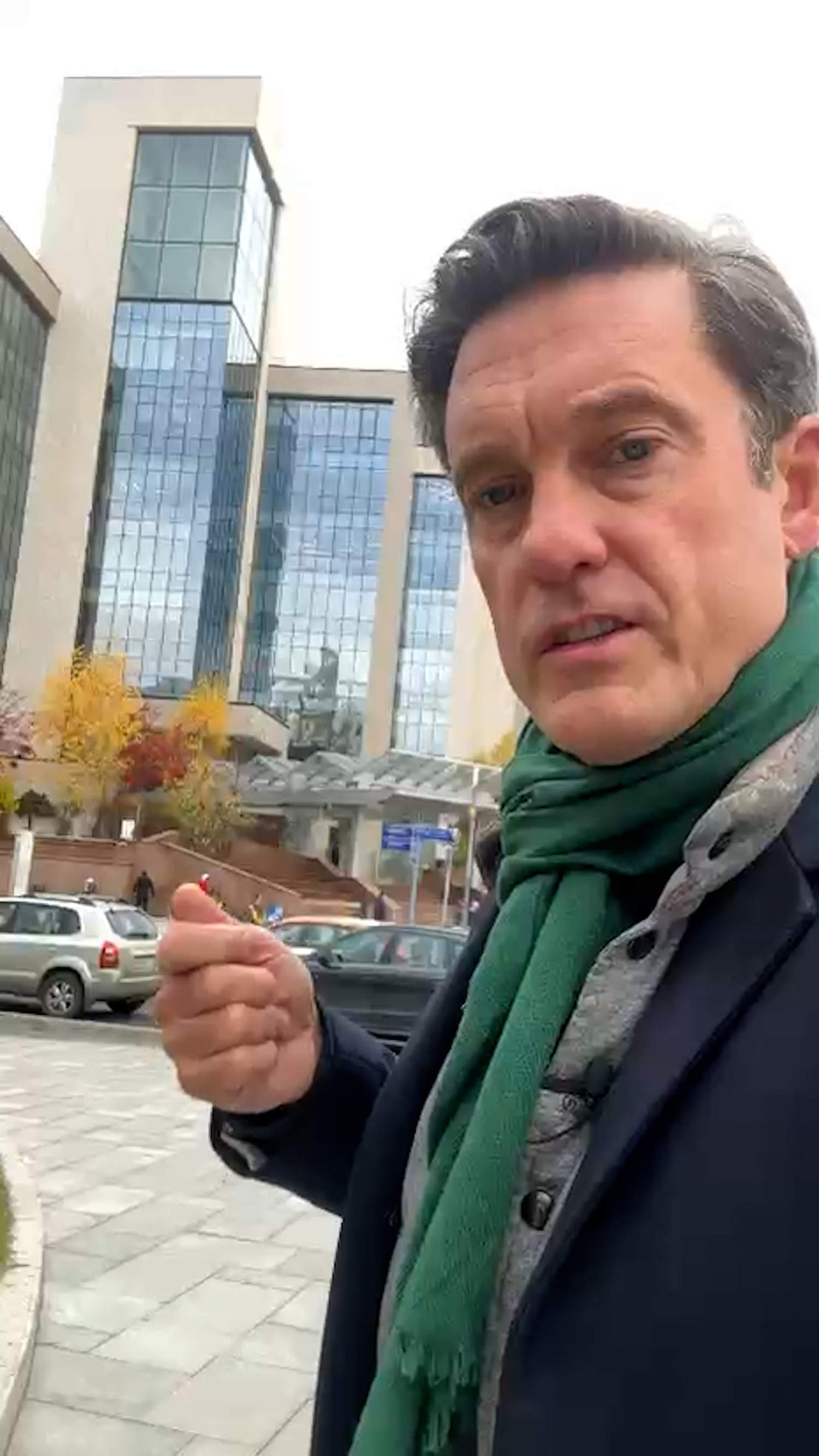 U.S. imposes sanctions against Russian oil