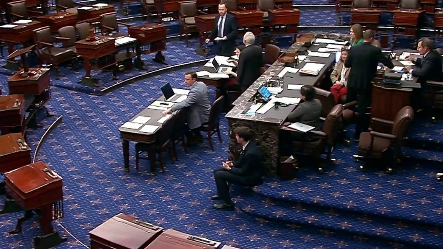 New movement within bipartisan Senate group could end government shutdown