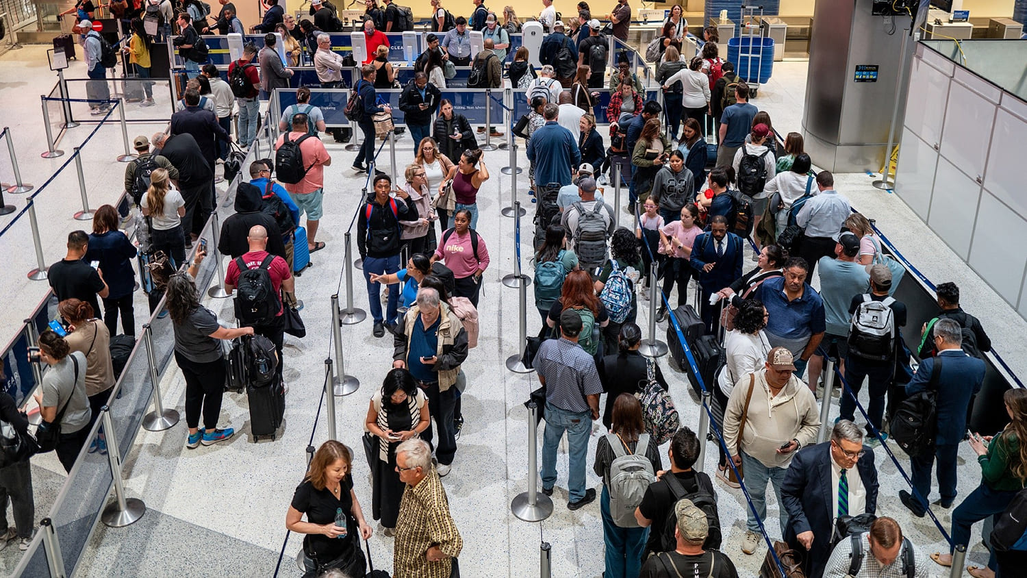 More Than a Thousand Flights Canceled as Shutdown Persists