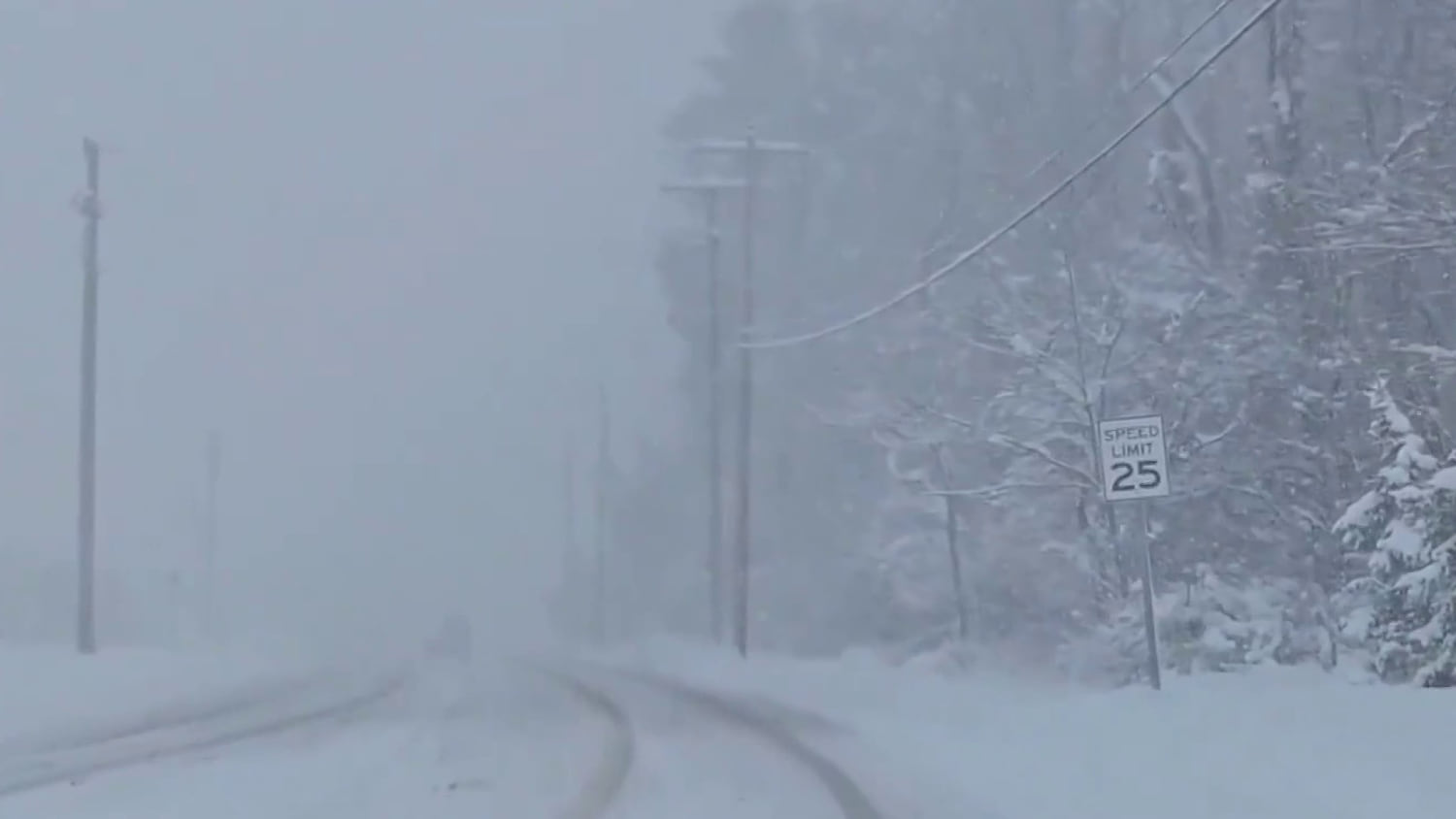 Powerful winter blast threatens post-Thanksgiving travel