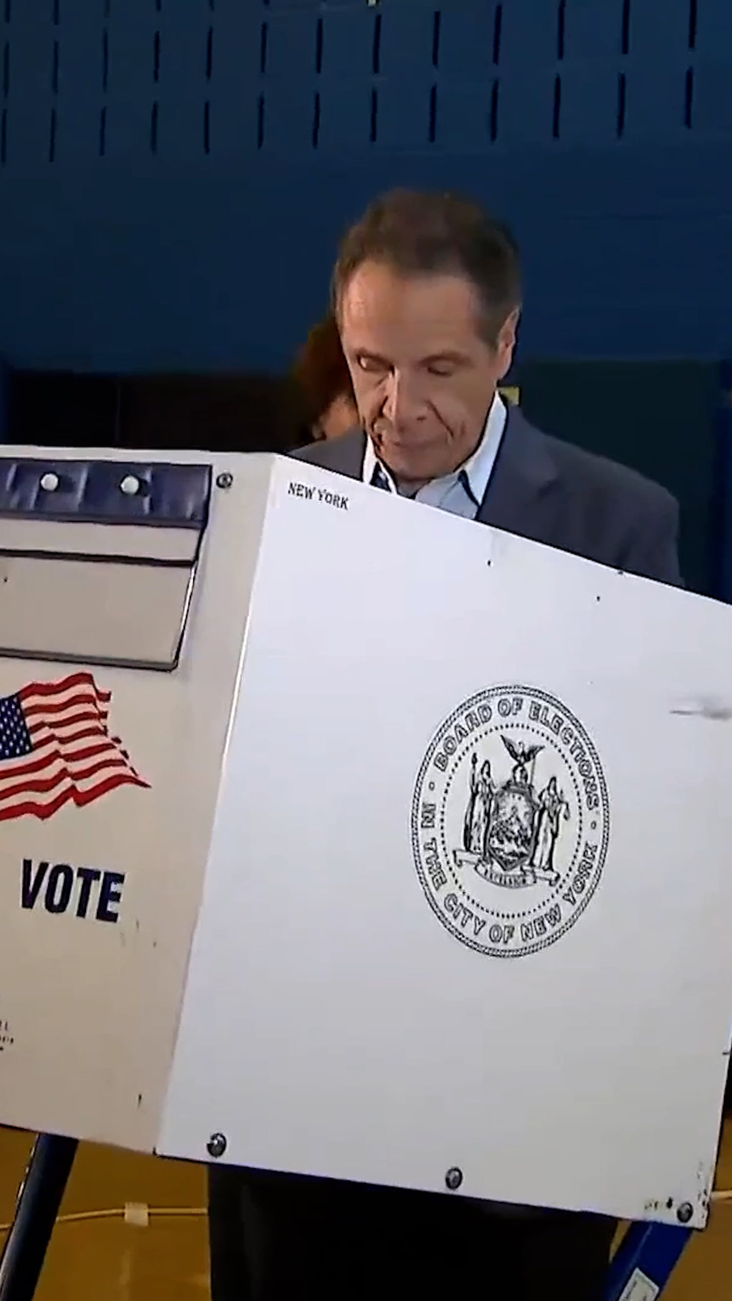 Andrew Cuomo casts ballot in New York