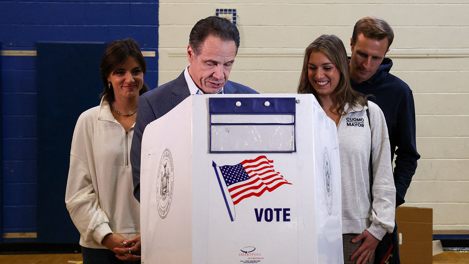 Andrew Cuomo casts his ballot for New York mayoral election